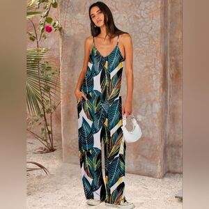 Tropical Leaf Print Sleeveless Jumpsuit